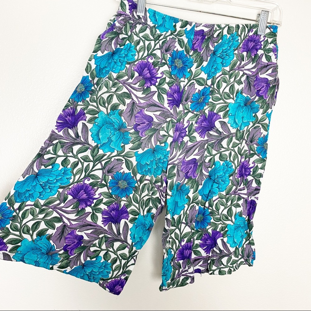 🦋 3/$30 Vintage Floral Shorts